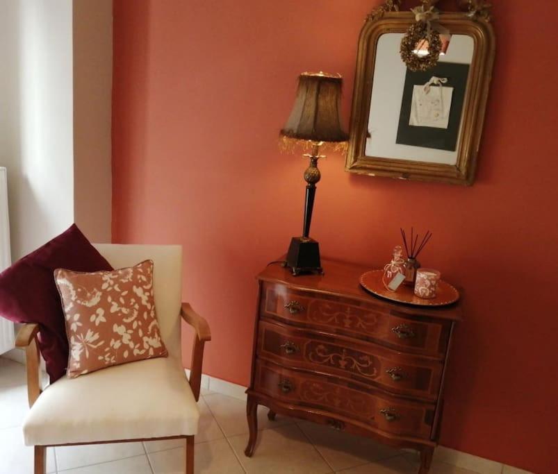 Central Spacious Apartment 70Sqm ตรีโปลิส ภายนอก รูปภาพ